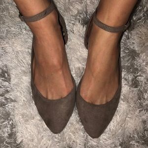 brown strappy flats